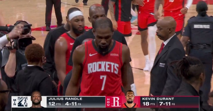 开云网页版-你们敢放空我？杜兰特底角三分亮刀！3中0后8中7！