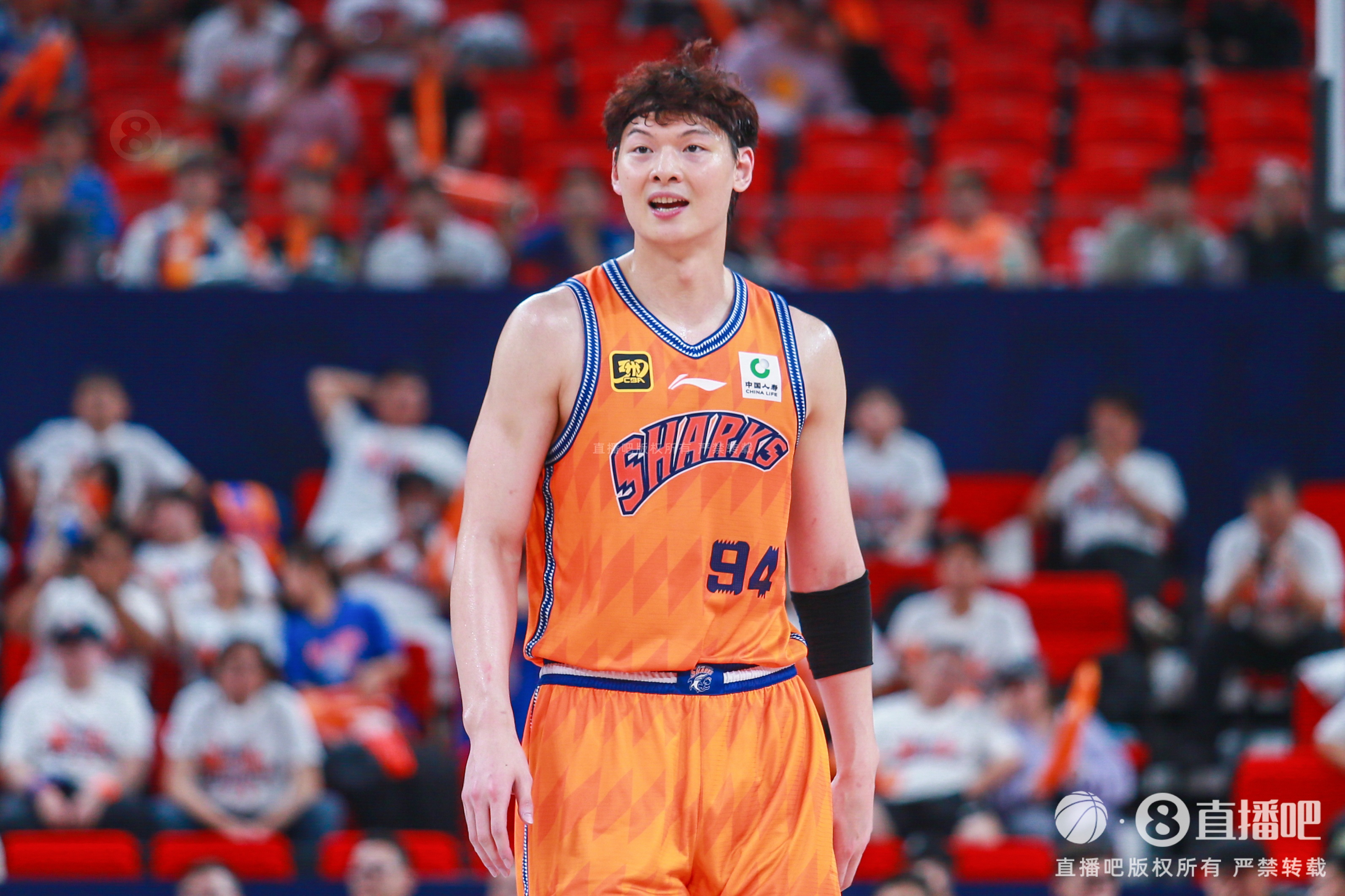媒体人：很多人都忘了王哲林是两届MVP&amp;入选过10次全明星的球员