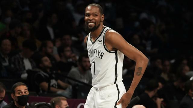 开云官网-NBA最新MVP榜：KD强势登顶 德罗赞挤进前五