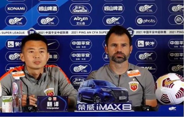 开云入口-提醒队员警惕大连人队定位球 莱科：对打法很自信