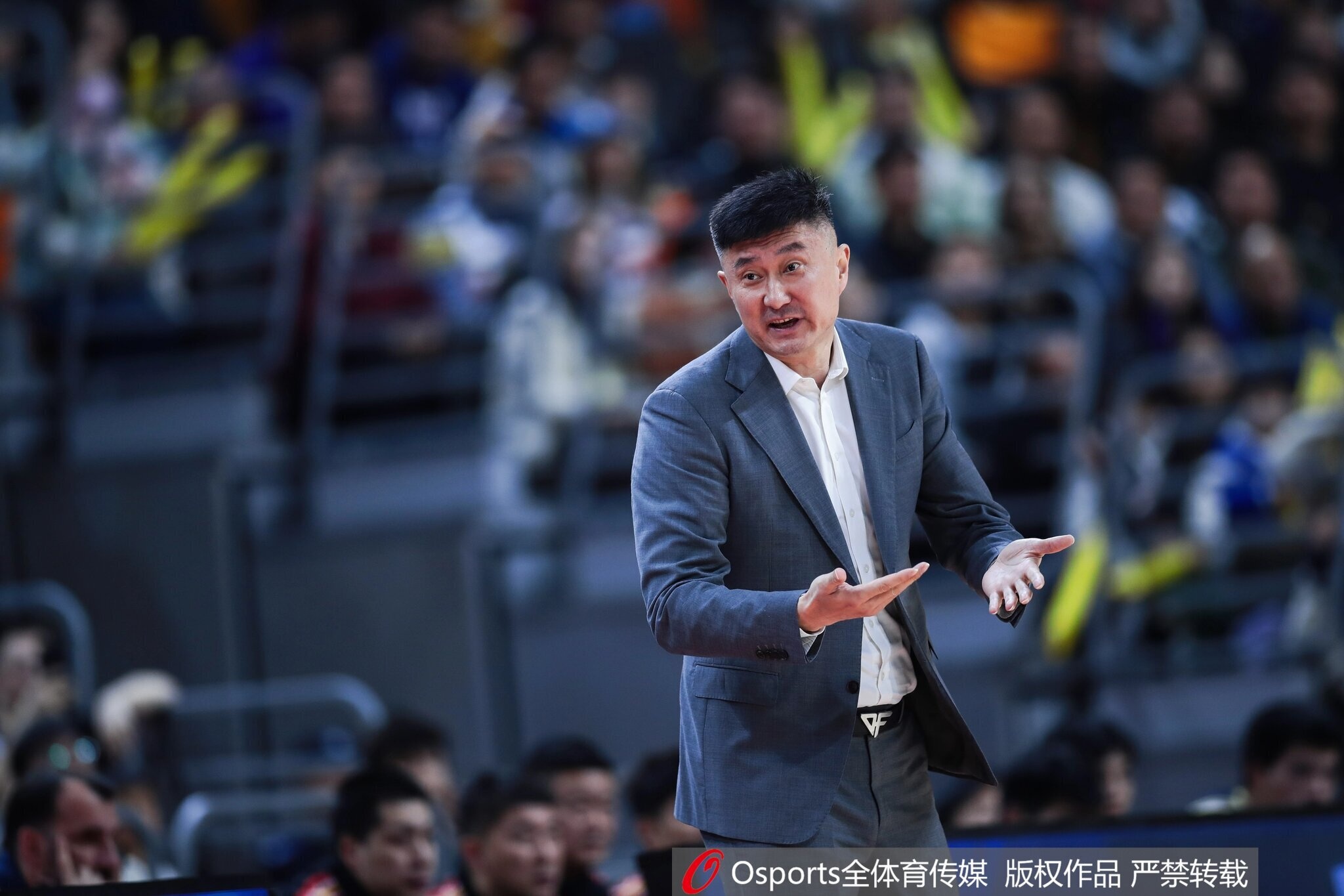 开云入口-媒体人：杜锋采访阴阳对手目的性太明显 单论真诚许利民做得挺好